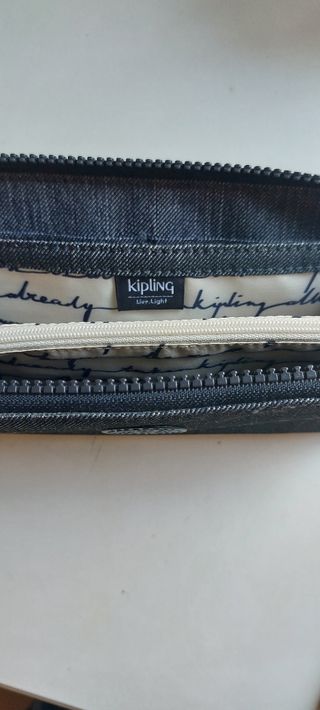 Cartera Kipling Azul oscuro, en perfecta condición