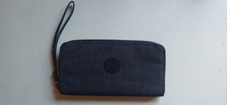 Cartera Kipling Azul oscuro, en perfecta condición