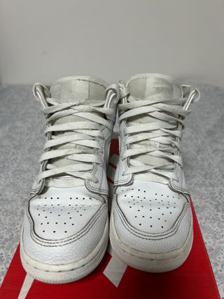 Zapatilla Nike Jordan Blanca