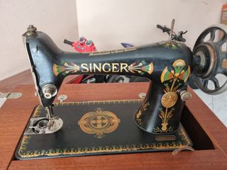 Máquina de coser Singer antigua