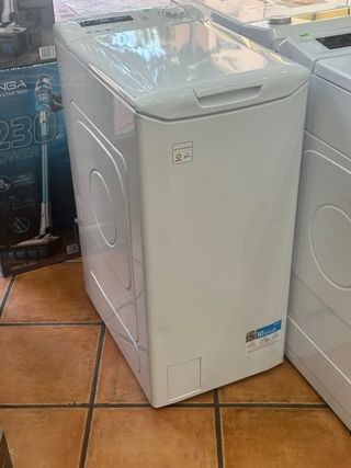 Lavadora Carga Superior Candy Smart CST262D3/1-S