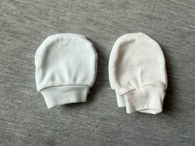 Guanti per neonati