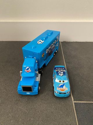 Camión y Coche Cars metalico Dinoco 42