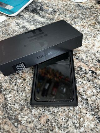 Samsung Galaxy Z Flip4 Negro