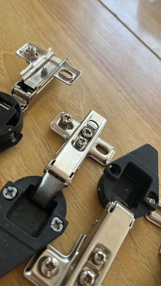 Bisagras para puertas de armario (6 unidades)