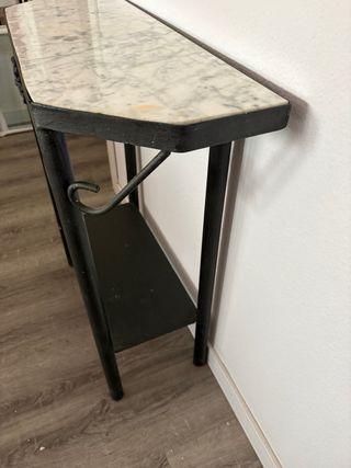Mesa de entrada forja negra y mármol
