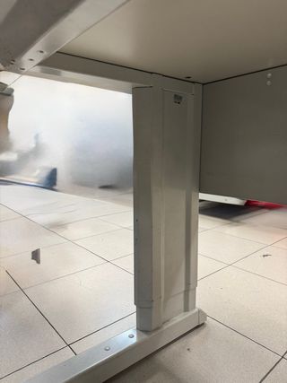 Banco de trabajo en L blanco y gris