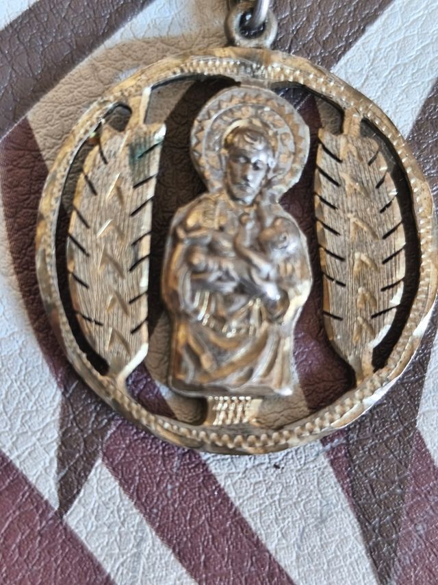 Medaglia Santo con punte dell'Argentina degli anni '30..