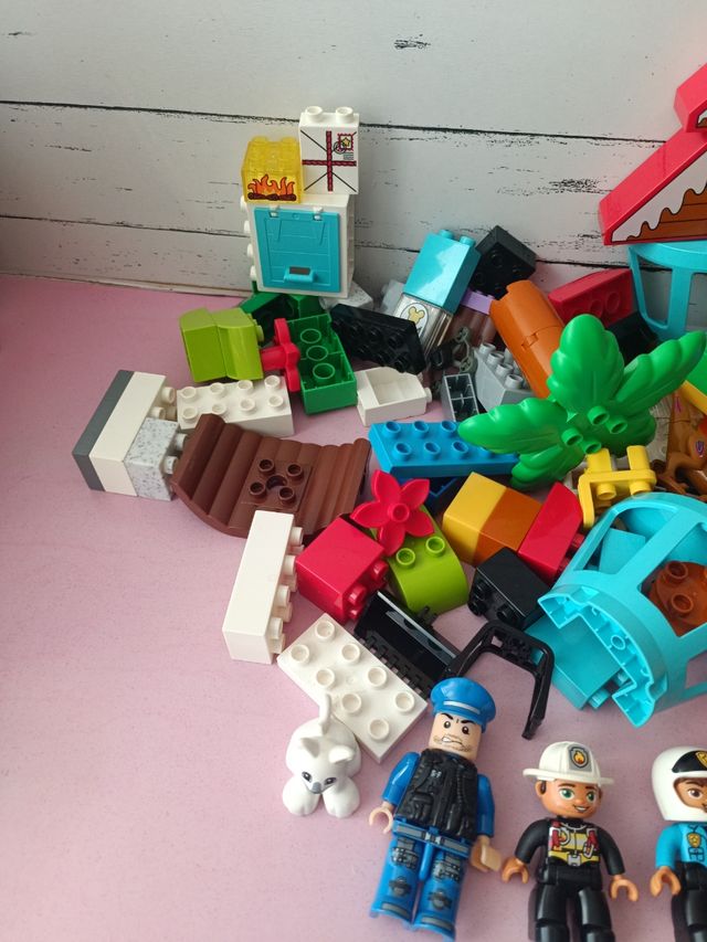 Lote Figuras LEGO Duplo