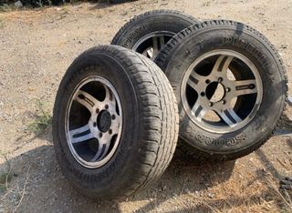 Llantas Centra para Nissan 