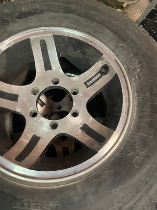 Llantas Centra para Nissan 