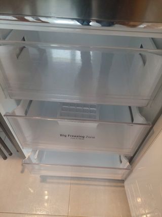 Refrigerador LG en buenas condiciones