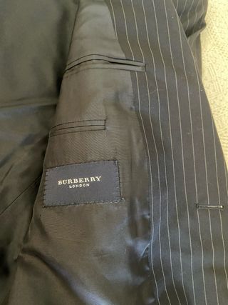 Americana Burberry Raya Diplomática azul marino 