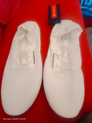 Zapatillas running Iceunicorn blancas talla 45