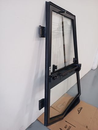 Puerta Carretilla Linde