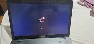 Asus ROG G771j Gaming. 16gb 4gb 
No carga bateria
