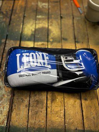 Guantes de Boxeo Leone Azules y Blancos