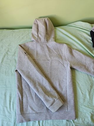 Chaqueta Helly Hansen Gris con Cremallera