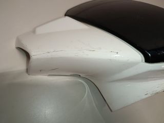 Tapa Manillar Peugeot Kisbee Blanca Negra