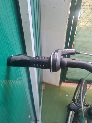 Bicicleta GIANT Sedona DX