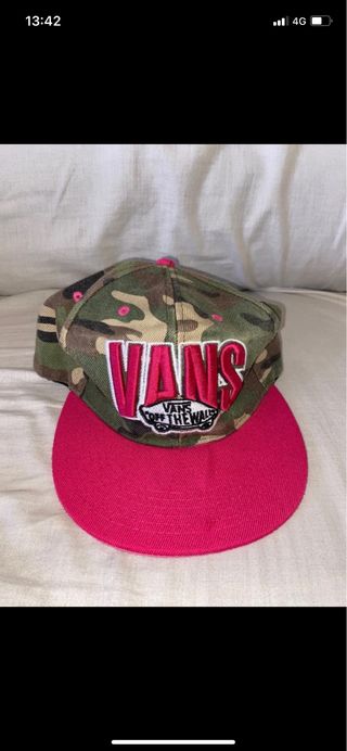 Gorra Vans Off The Wall Camuflaje Rosa
