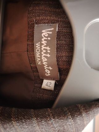 Americana corta Veintitantos talla 42