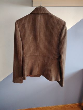 Americana corta Veintitantos talla 42