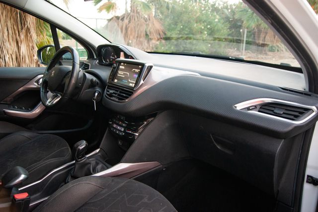 Peugeot 2008 2014