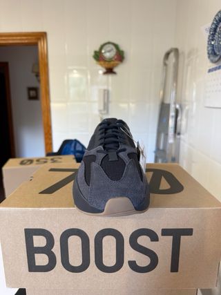 Adidas Yeezy Boost 700 Utility Black