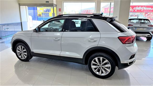 Volkswagen T-Roc AUTOMATICO