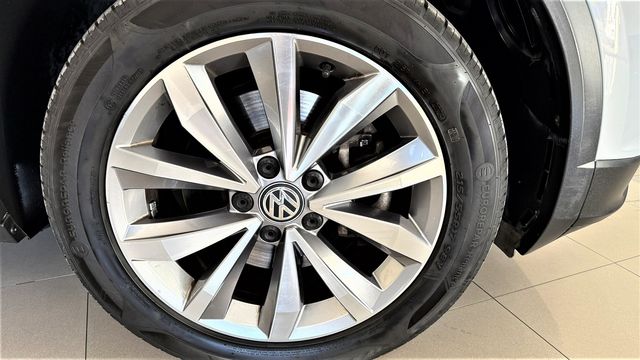 Volkswagen T-Roc AUTOMATICO