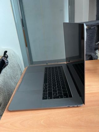 MacBook Pro 16”  2019 i9 1 TB
