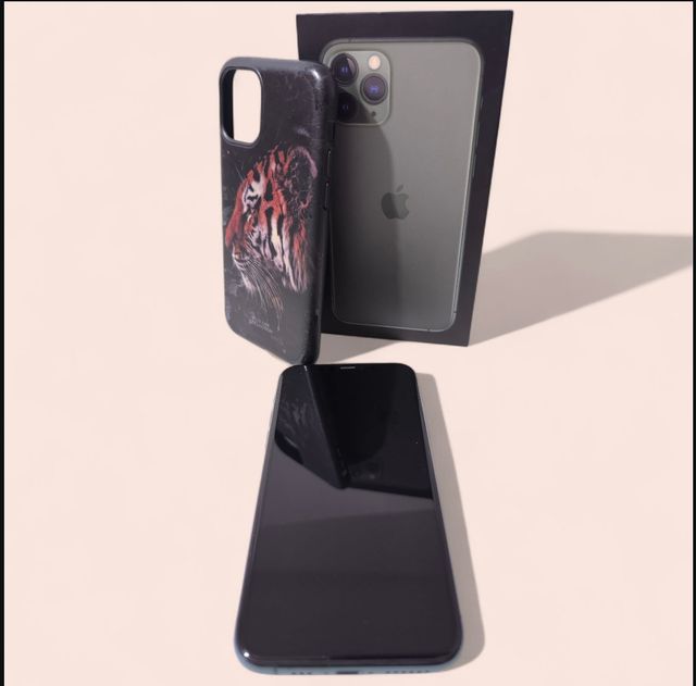 iPhone 11 Pro 256GB • Apple • Come nuovo