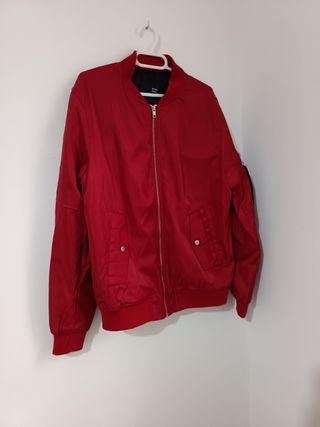 Chaqueta Bomber Roja Bershka
