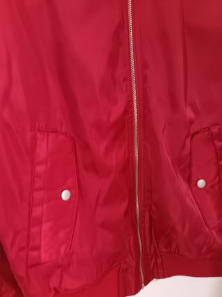 Chaqueta Bomber Roja Bershka