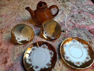 Servizio con Theiera e 2 tazze da the