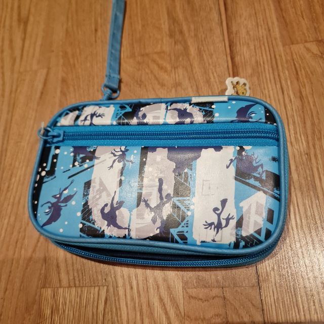 Funda Ben 10 con holograma.