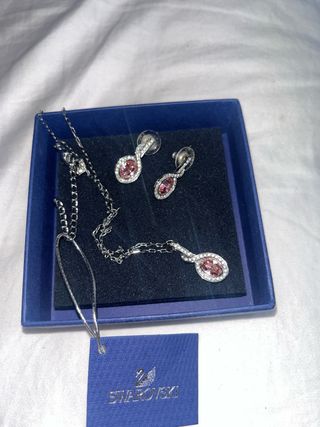 Collar y Pendientes Swarovski Rosa y Plateado