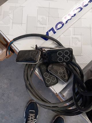 Motor para puerta de nave/almacén