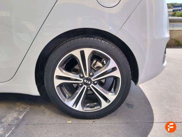 Kia Ceed 1.6 CRDi VGT 100kW (136CV) Drive