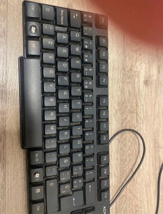 Teclado PC Negro con Cable