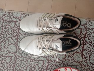 Zapatos de Golf Adidas boost Blancos y Negros