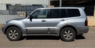 Mitsubishi Montero 2004