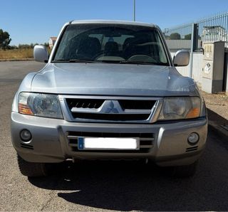Mitsubishi Montero 2004