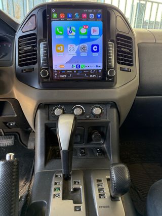 Mitsubishi Montero 2004