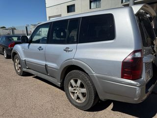 Mitsubishi Montero 2004