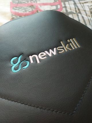 Cojín Cervical Newskill Negro/Azul