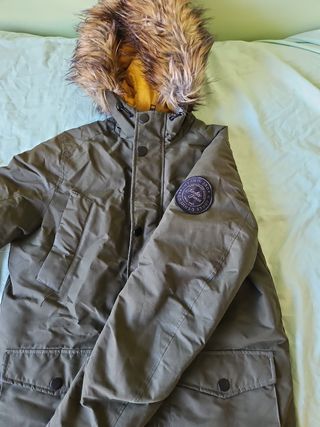 Chaqueta Jack and Jones verde adolescente
Talla 14