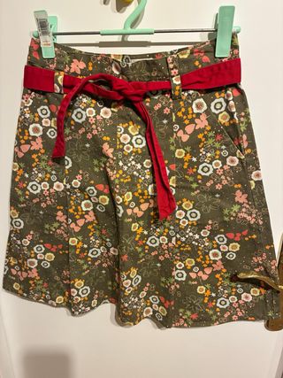 Falda estampada flores verde