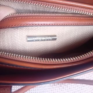 Bolso piel Uterqüe Marrón